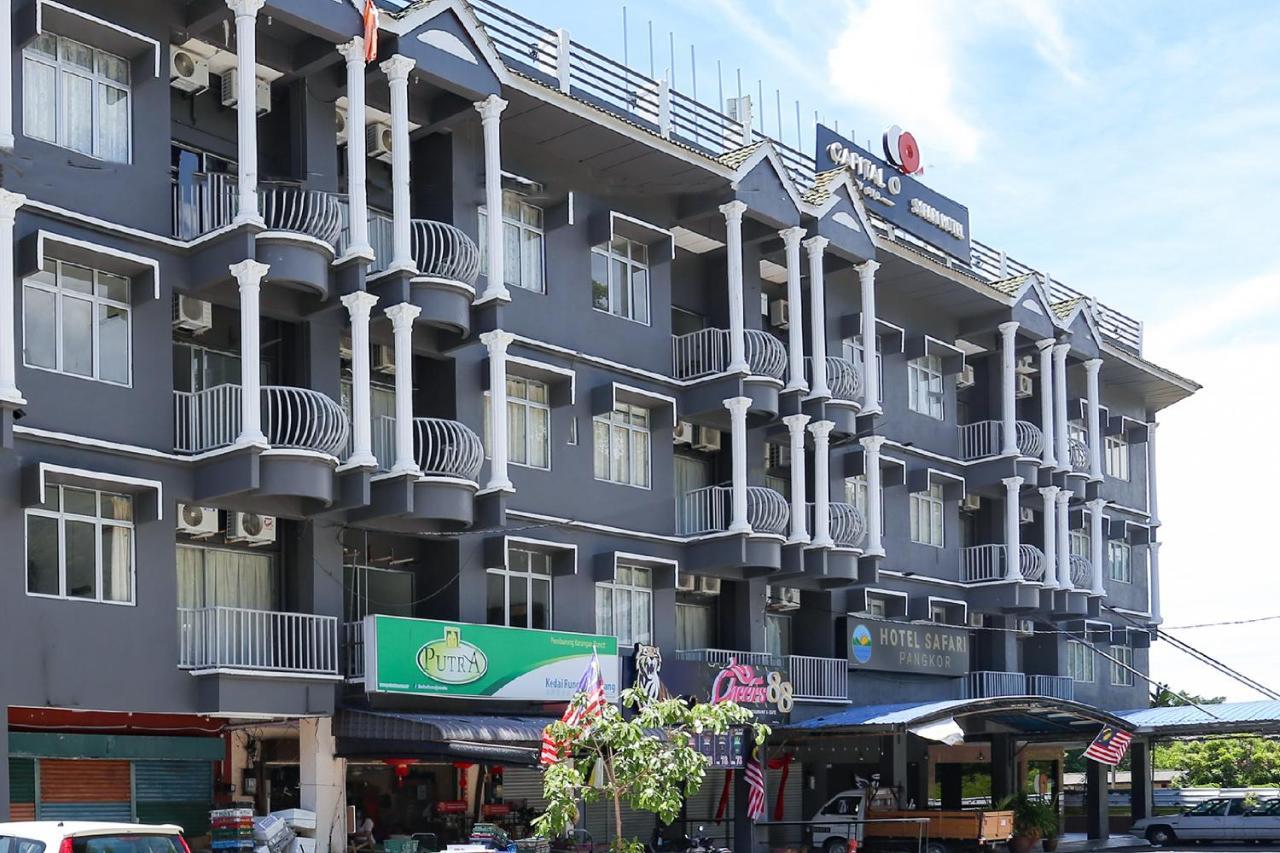Capital O 89876 Safari Hotel Kampong Pasir Bogak Exterior foto